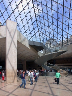 Le Grand Louvre - foto: Petr Šmídek, 2007