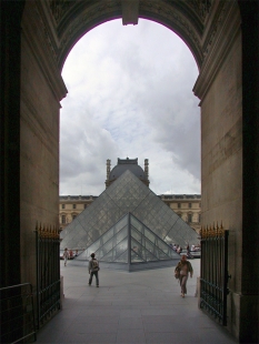 Le Grand Louvre - foto: Petr Šmídek, 2007