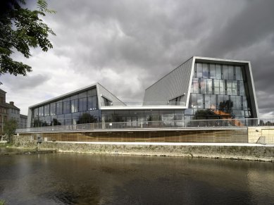 Thurles Arts Centre and Library - foto: Christian Richters