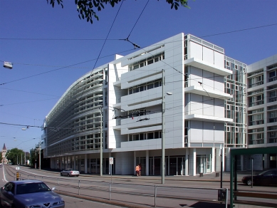 Euregio Office Building - foto: Petr Šmídek, 2003