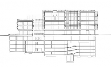 Administrativní budova Euregio - Řez - foto: © Richard Meier & Partners Architects