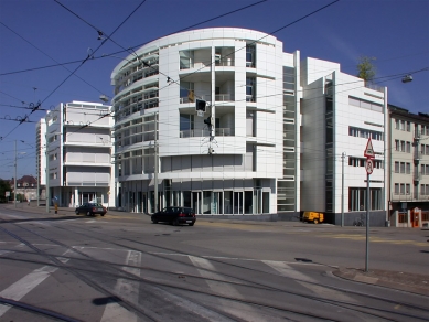 Administrativní budova Euregio - foto: Petr Šmídek, 2003