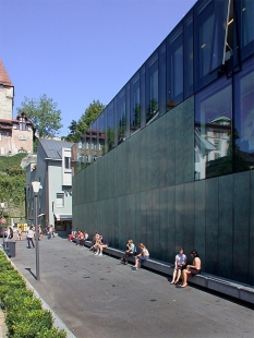 Nákupní centrum Migros - foto: Petr Šmídek, 2002