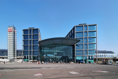 Lehrter Bahnhof - foto: Petr Šmídek, 2008