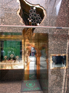 Schullin Jewelry Shop - foto: Petr Šmídek, 2005