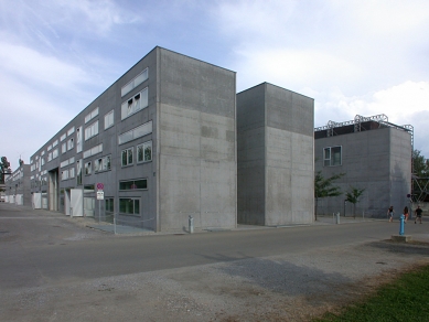 Computing and electrotechnological institutes, TU Graz - foto: © Petr Šmídek, 2006