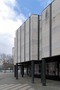 Wolfsburg Cultural Center - foto: Petr Šmídek, 2012