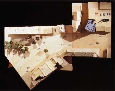 Věž Gehry - Model