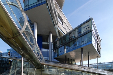 Norddeutsche Landesbank am Friedrichswall - foto: Petr Šmídek, 2009