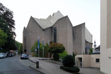 Mariánský kostel v Neviges  - foto: Petr Šmídek, 2009