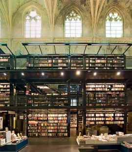 Bookstore Selexyz Dominicanen - foto: Petr Šmídek, 2009