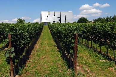 Loisium Winecenter - foto: Petr Šmídek, 2008