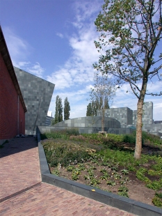 Van Abbemuseum - foto: Petr Šmídek, 2003