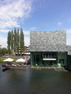 Van Abbemuseum - foto: Jan Kratochvíl, 2003