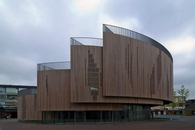 Pavilon v Roosendaal - foto: Petr Šmídek, 2009