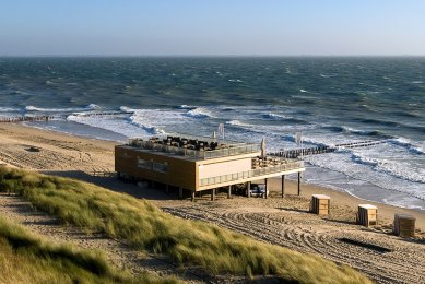 Beachclub Zuiderduin - foto: Petr Šmídek, 2009