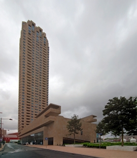 New Orleans residential tower - foto: Petr Šmídek, 2012