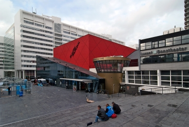 The Netherlands Dance Theater - foto: Petr Šmídek, 2009