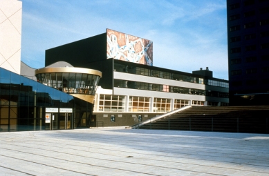The Netherlands Dance Theater