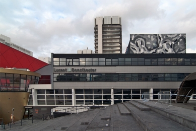 The Netherlands Dance Theater - foto: Petr Šmídek, 2009