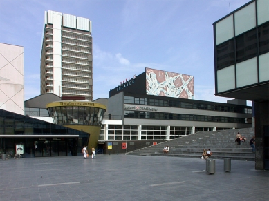 The Netherlands Dance Theater - foto: Petr Šmídek, 2003