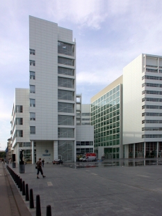 Radnice a městská knihovna Den Haag - foto: Petr Šmídek, 2003