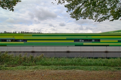 Animal shelter - foto: Petr Šmídek, 2009