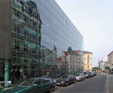 Kancelářská budova KPMG - foto: Petr Šmídek, 2009