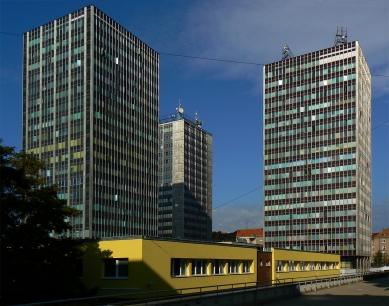 Trojice administrativních budov, Brno - foto: Miroslav Divina