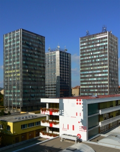 Trojice administrativních budov, Brno - foto: Miroslav Divina