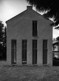 House in Roetgen near Aachen - Převýšení oken k zalesněnému severnímu svahu - foto: Vladimír Špaček