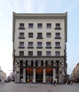 <translate>Goldman & Salatsch Department Store</translate> - foto: Petr Šmídek, 2008