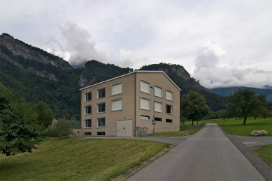 School in Fläsch - foto: Petr Šmídek, 2008