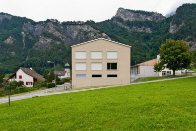 School in Fläsch - foto: Petr Šmídek, 2008