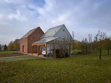 Rodinný dům ve Veliši - foto: Filip Šlapal