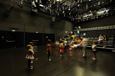 Zagreb Dance Center - foto: Sandro Lendler