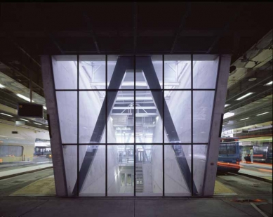 Arnhem Central - Car Park - foto: UN Studio