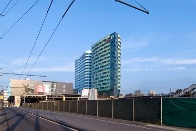 Kancelářské věže Park a Rijn - foto: Petr Šmídek, 2009