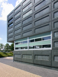 Fire station Maastricht - foto: Petr Šmídek, 2003