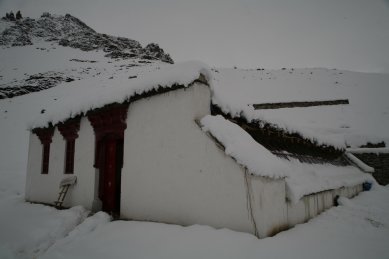 Sluneční škola ve vesnici Kargyak