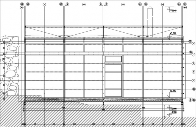 Ateliér nad řekou - Podélný řez - foto: e-MRAK