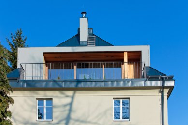 Půdní byt v Liberci - Arkýř s terasou - foto: Jiří Jiroutek