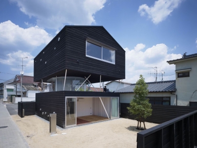 Charred Cedar House - foto: Noriyuki Yano / Nacasa & Partners