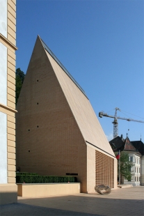 Vaduz State Capitol Forum - foto: Jan Pustějovský, 2009