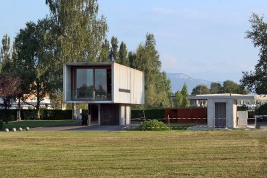 Rohner harbor office building - foto: Jan Pustějovský, 2009