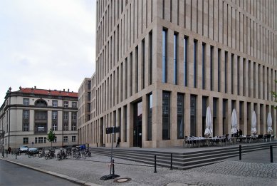 Jacob-und-Wilhelm-Grimm-Zentrum - foto: Petr Šmídek, 2010