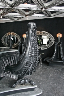 Giger bar - foto: Jan Pustějovský, 2009