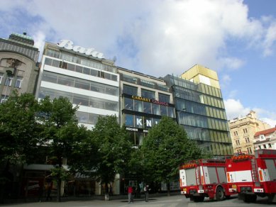 Lindtův dům - Obchodní dům Baťa, Lindtův dům, palác Euro - foto: Martin Rosa