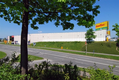 Baumaxx Hypermarket - foto: Petr Šmídek, 2008