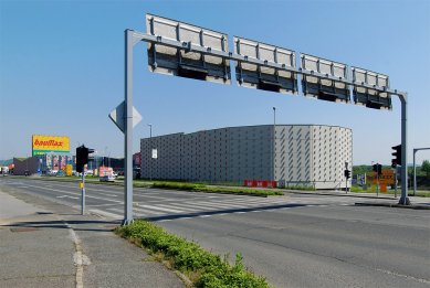 Baumaxx Hypermarket - foto: Petr Šmídek, 2008